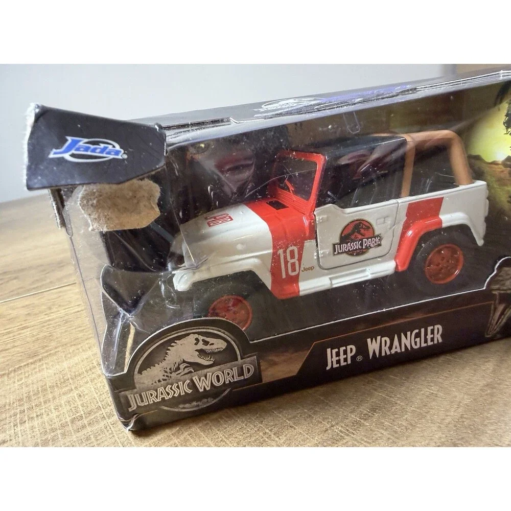 NEW JADA JURASSIC WORLD 1992 JEEP WRANGLER 1/32 DIECAST MODEL CAR WHITE